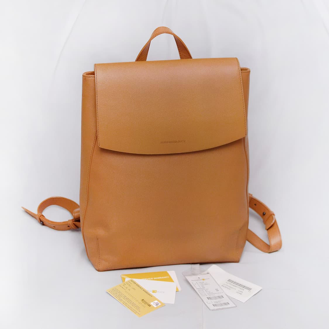 만다리나덕 루나 사피아노 레더 미디엄 백팩 오커브라운 상품이미지1
