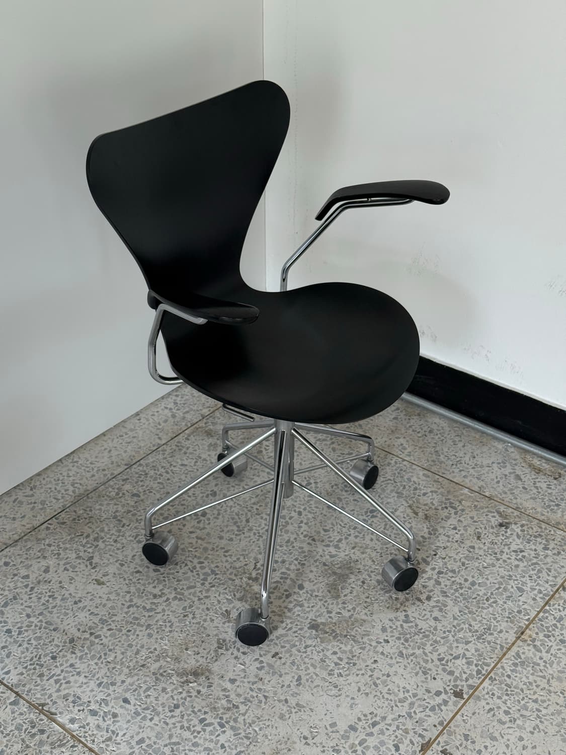 프리츠한센 세븐체어 상품이미지1