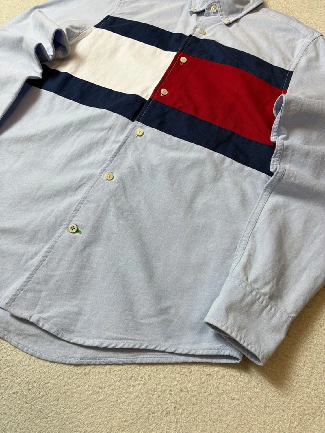 타미힐피거 아이코닉 플래그 로고 옥스퍼드 셔츠 PN7850 상품이미지3