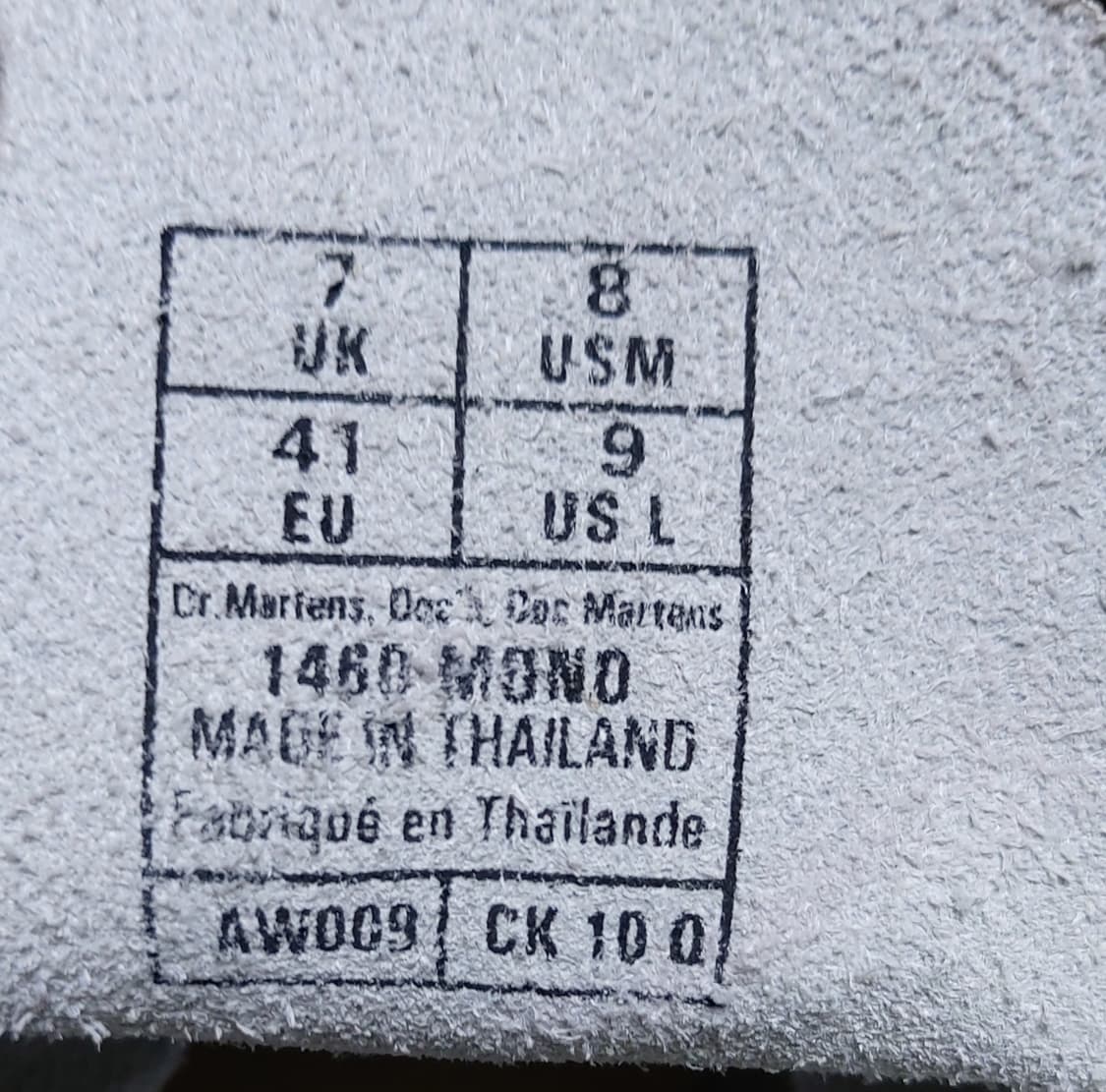 닥터마틴 1460 모노 8홀 화이트 부츠(260mm)

 상품이미지7
