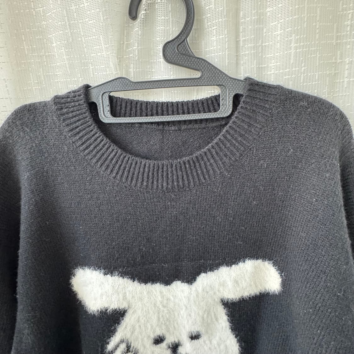 블랙 화이트 토끼패턴 니트 긴팔 스웨터 상품이미지6