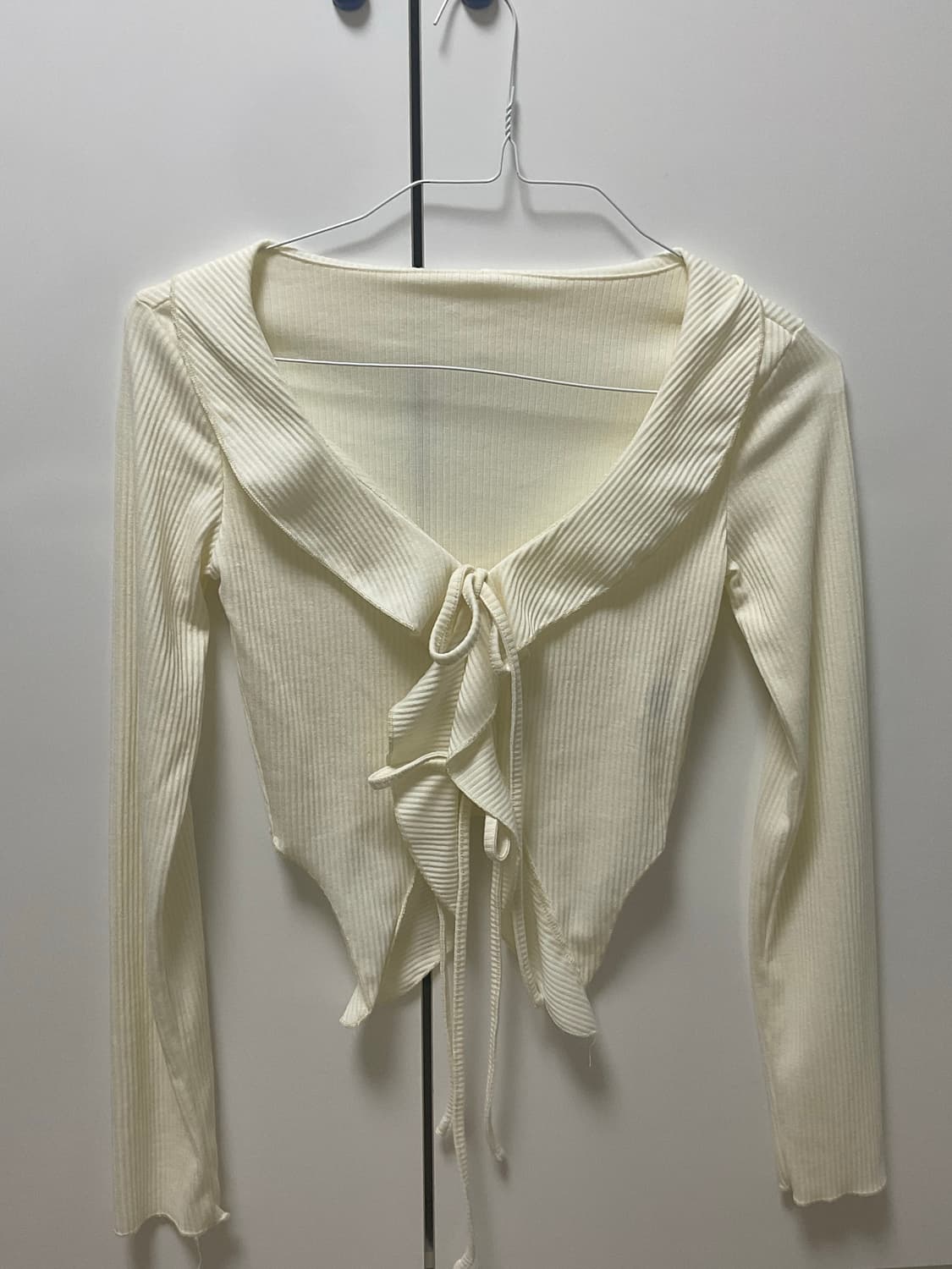 아이보리 프릴 볼레로 상품이미지1