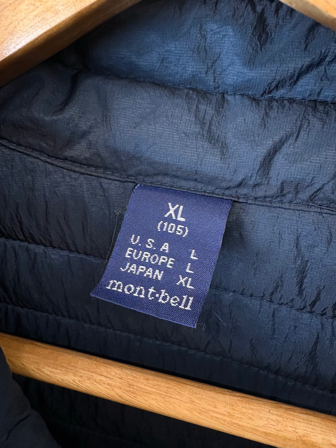 몽벨 구스다운 네이비 경량패딩 상품이미지7