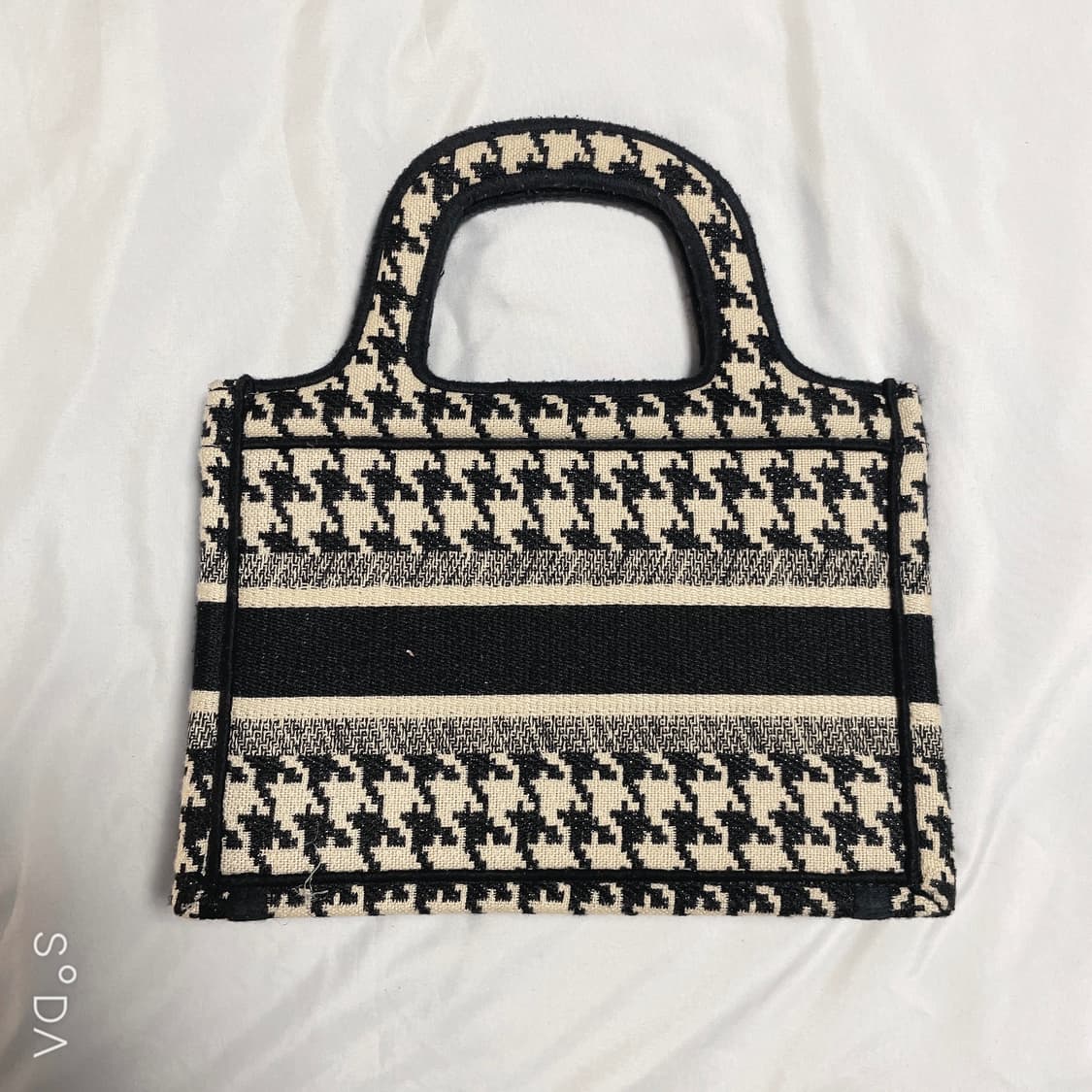 디올 하운드투스 북토트 미니 토트백 상품이미지4