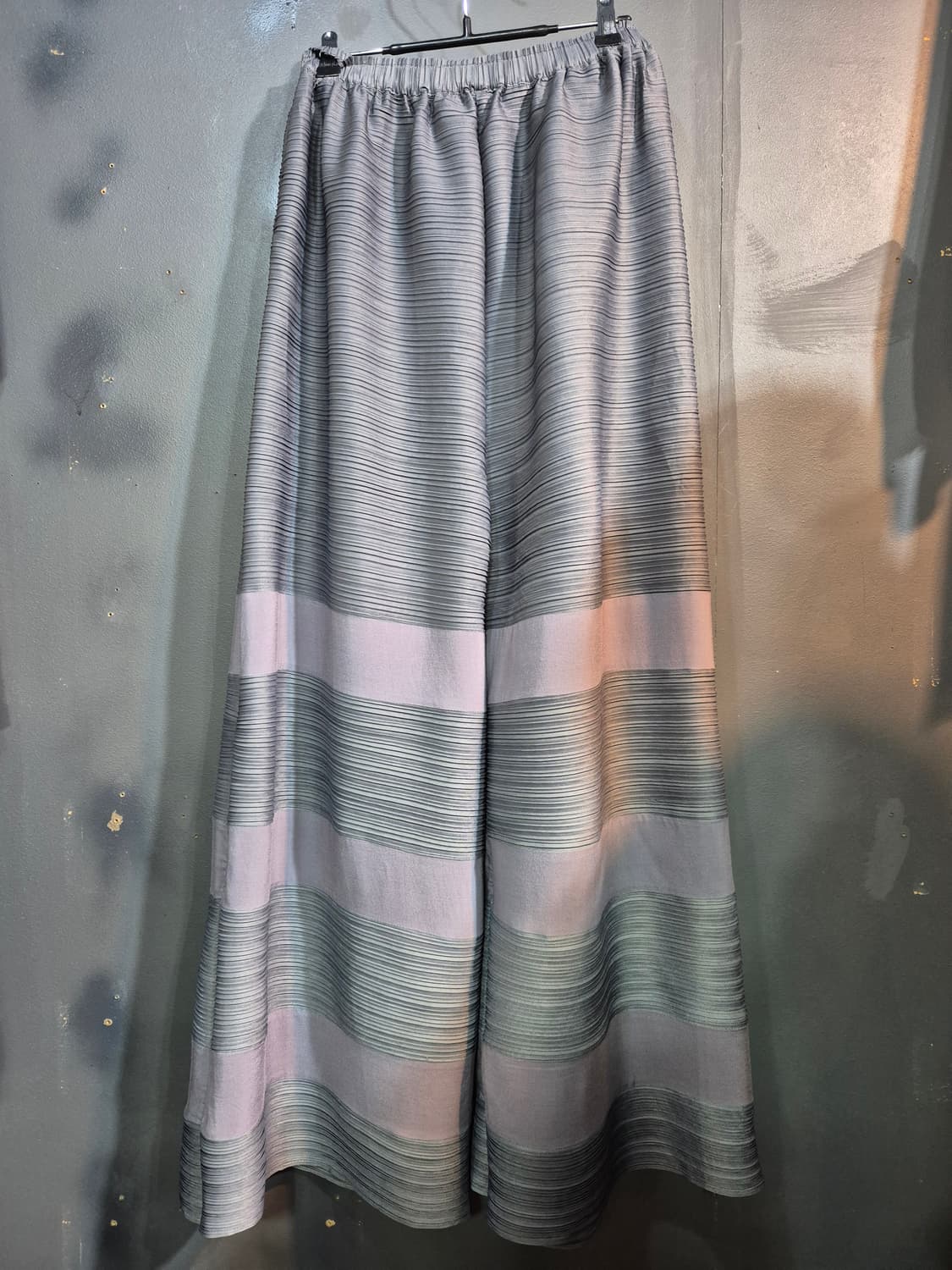 플리츠 와이드 팬츠 그레이 77 88 99 상품이미지2