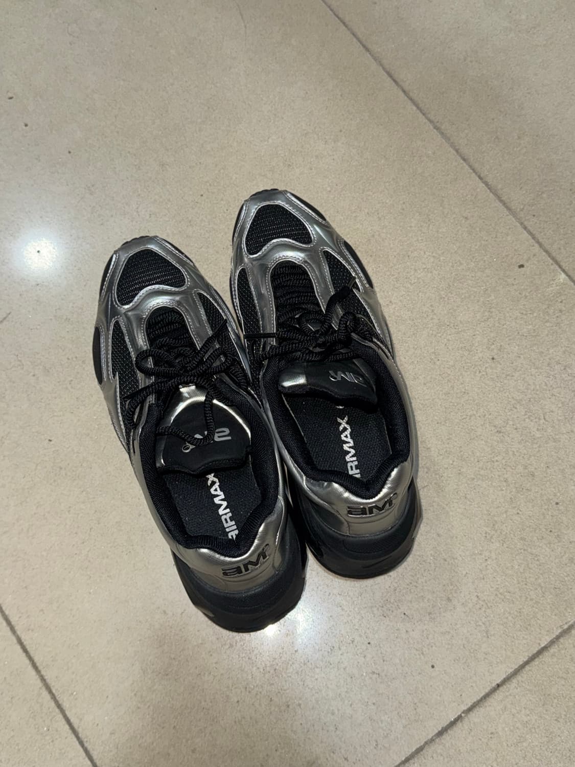 나이키 에어 맥스 뮤즈 블랙 메탈릭 실버 235 상품이미지3