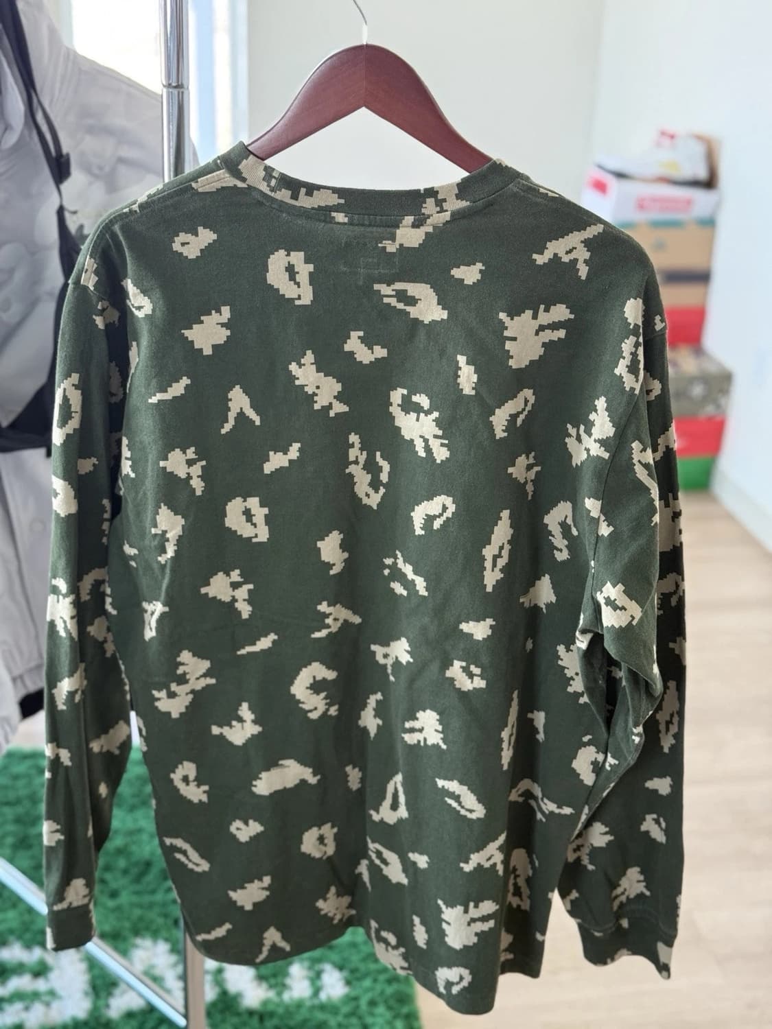 FW21 슈프림 러시안 카모 스몰 박스 로고 롱슬리브 티셔츠 올리브 L 상품이미지2