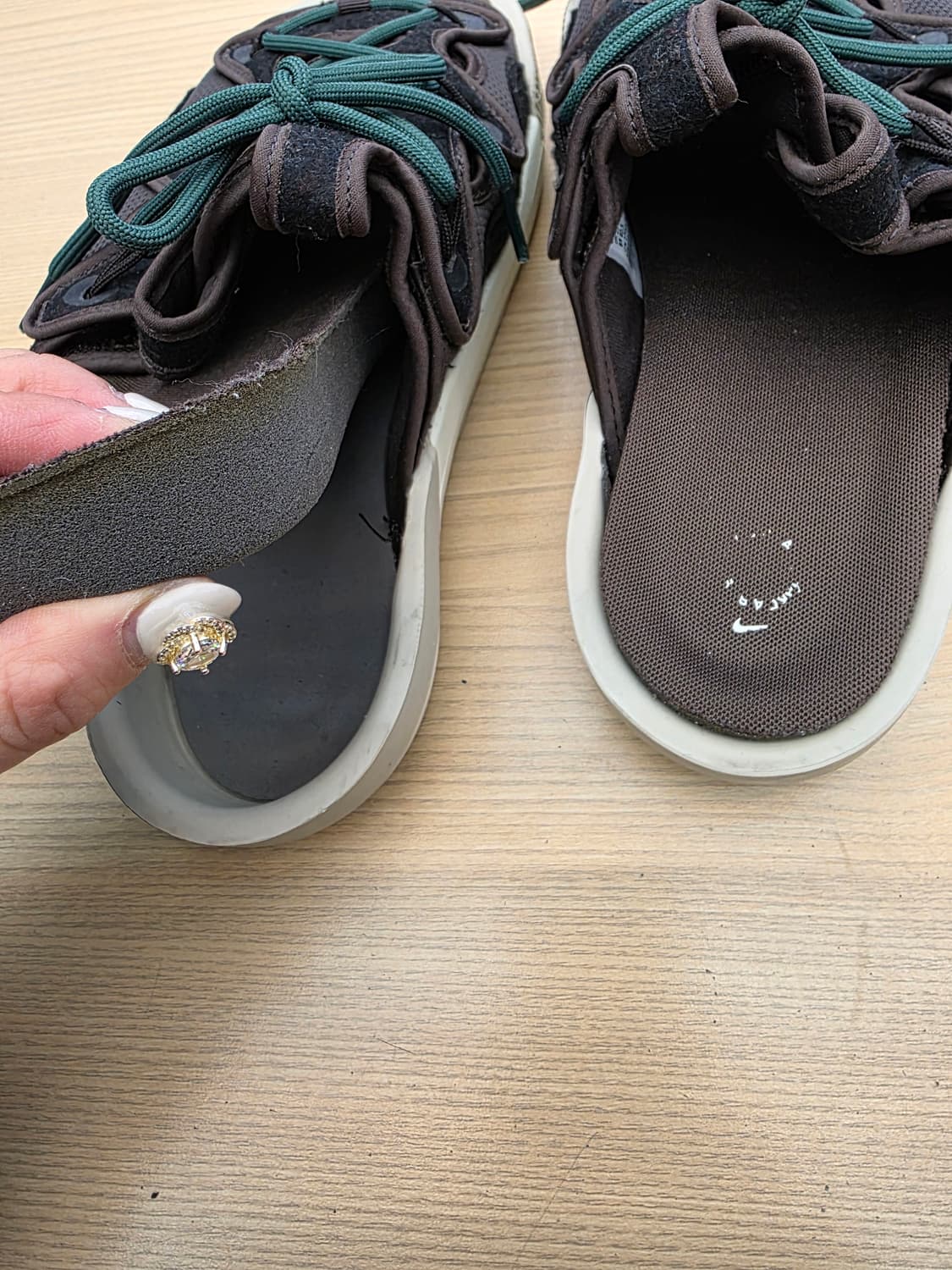 나이키 오프라인 2.0 뮬 슬리퍼 270 상품이미지9