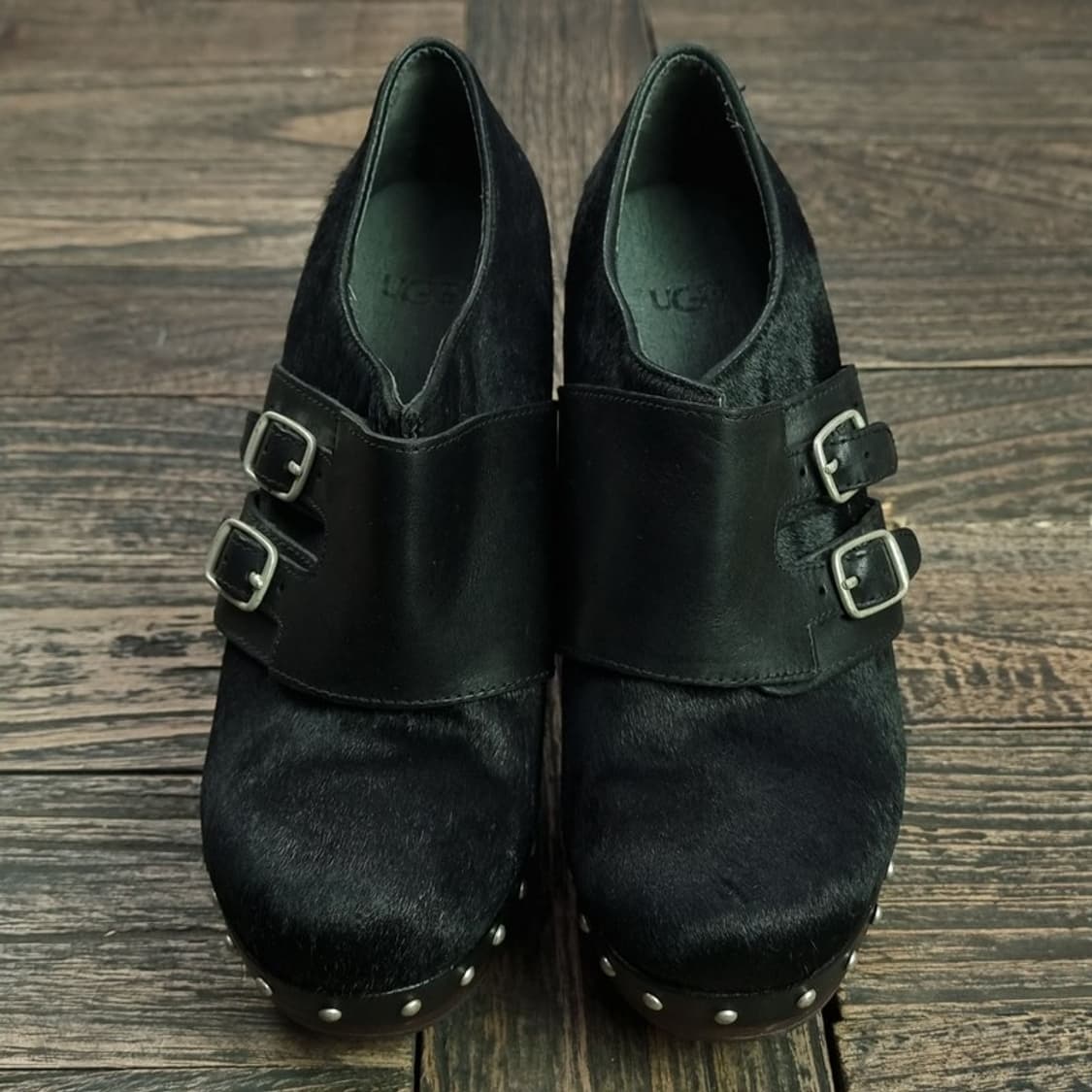 [어그] (새상품) 펑크 스터드 송치 펌프스 힐 M17122 상품이미지2