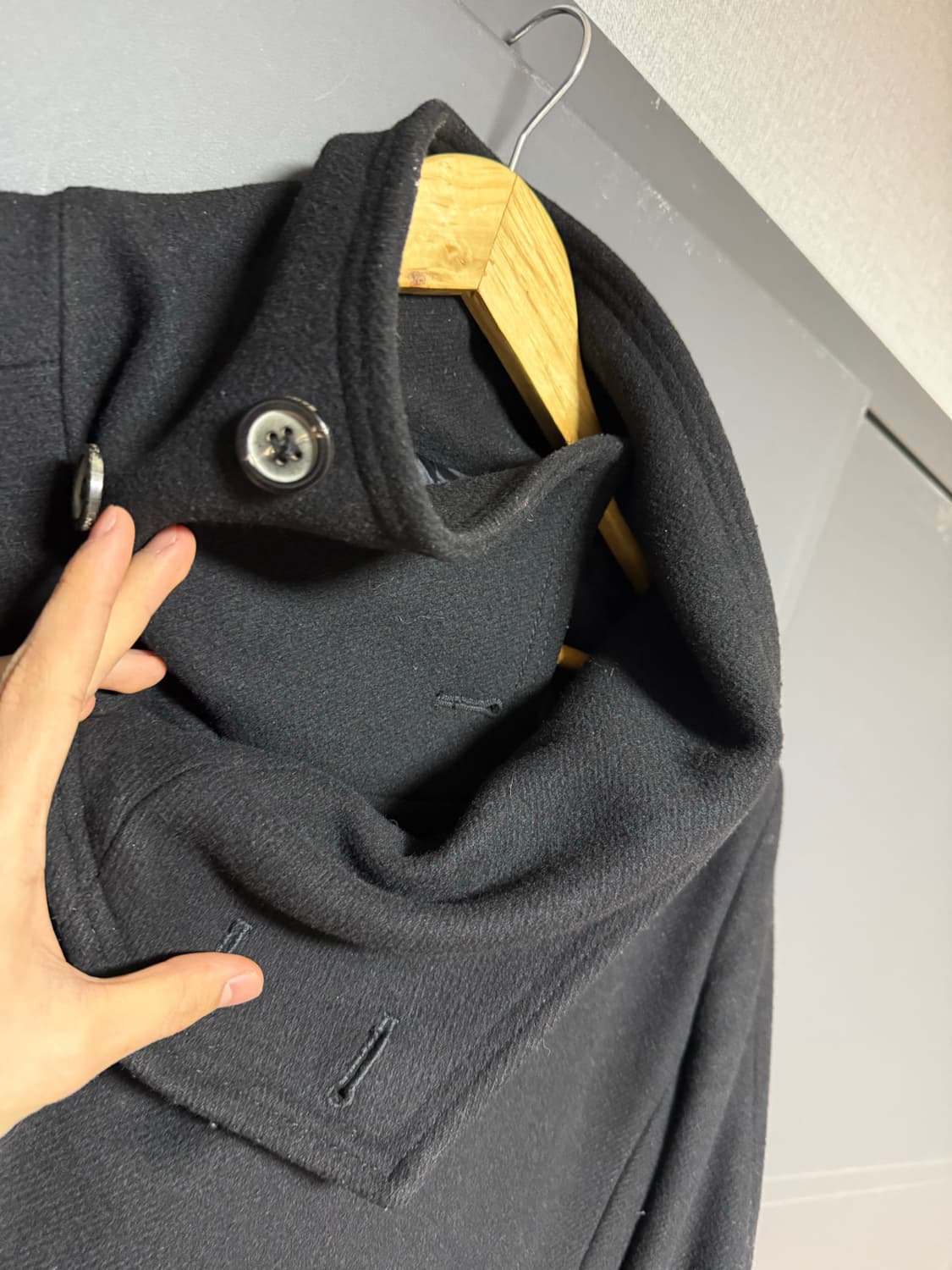 Zara black-tag 사선 하이넥 코트 상품이미지10