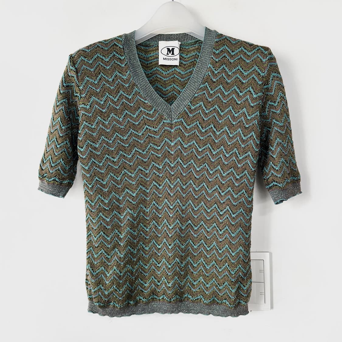 MISSONI 23SS 시그니처 메탈릭 브이넥 니트 탑 상품이미지2