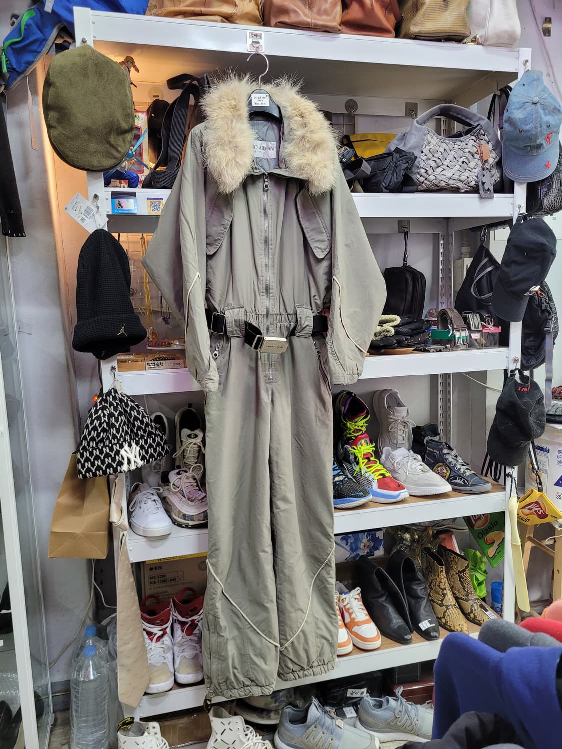 조르지오 아르마니 퍼 카라 점프 수트 패딩 상품이미지1