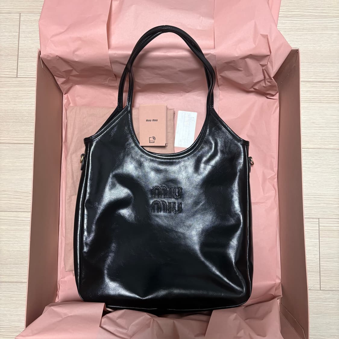 미우미우 아이비 백 상품이미지1