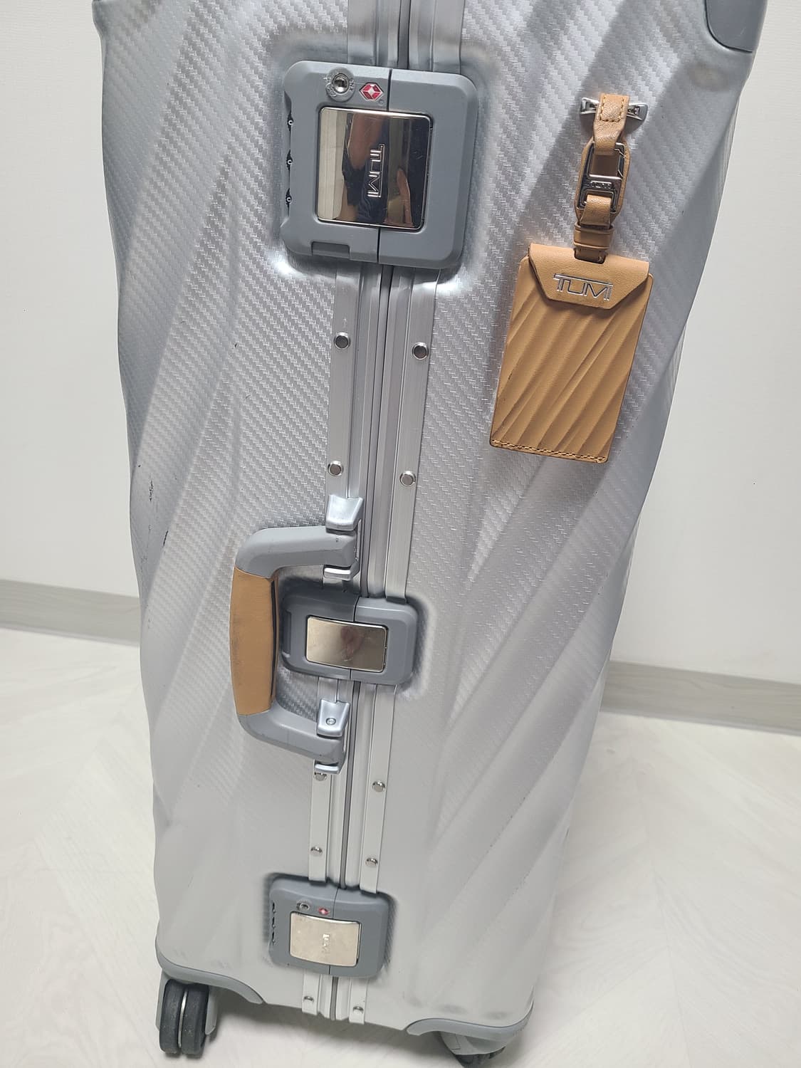 TUMI 알루미늄 캐리어 실버 29인치 상품이미지8