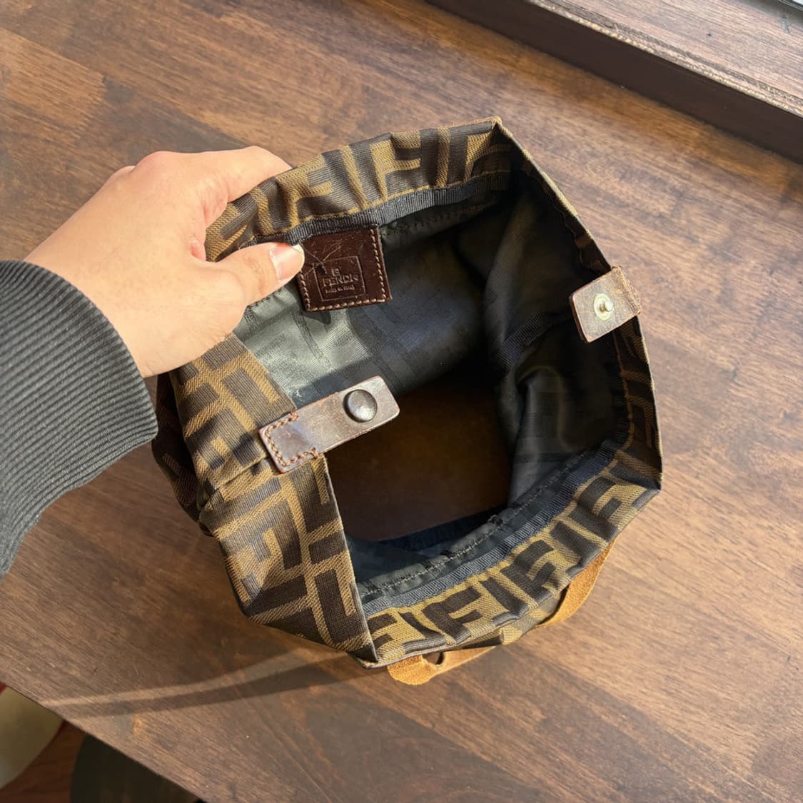 16068 - 펜디 주카 캔버스 핸드백 상품이미지8