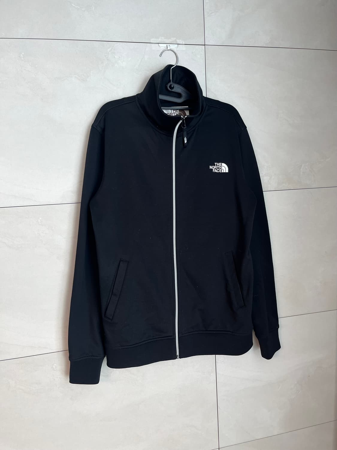 노스페이스 블랙 집업 자켓 (100)  상품이미지2