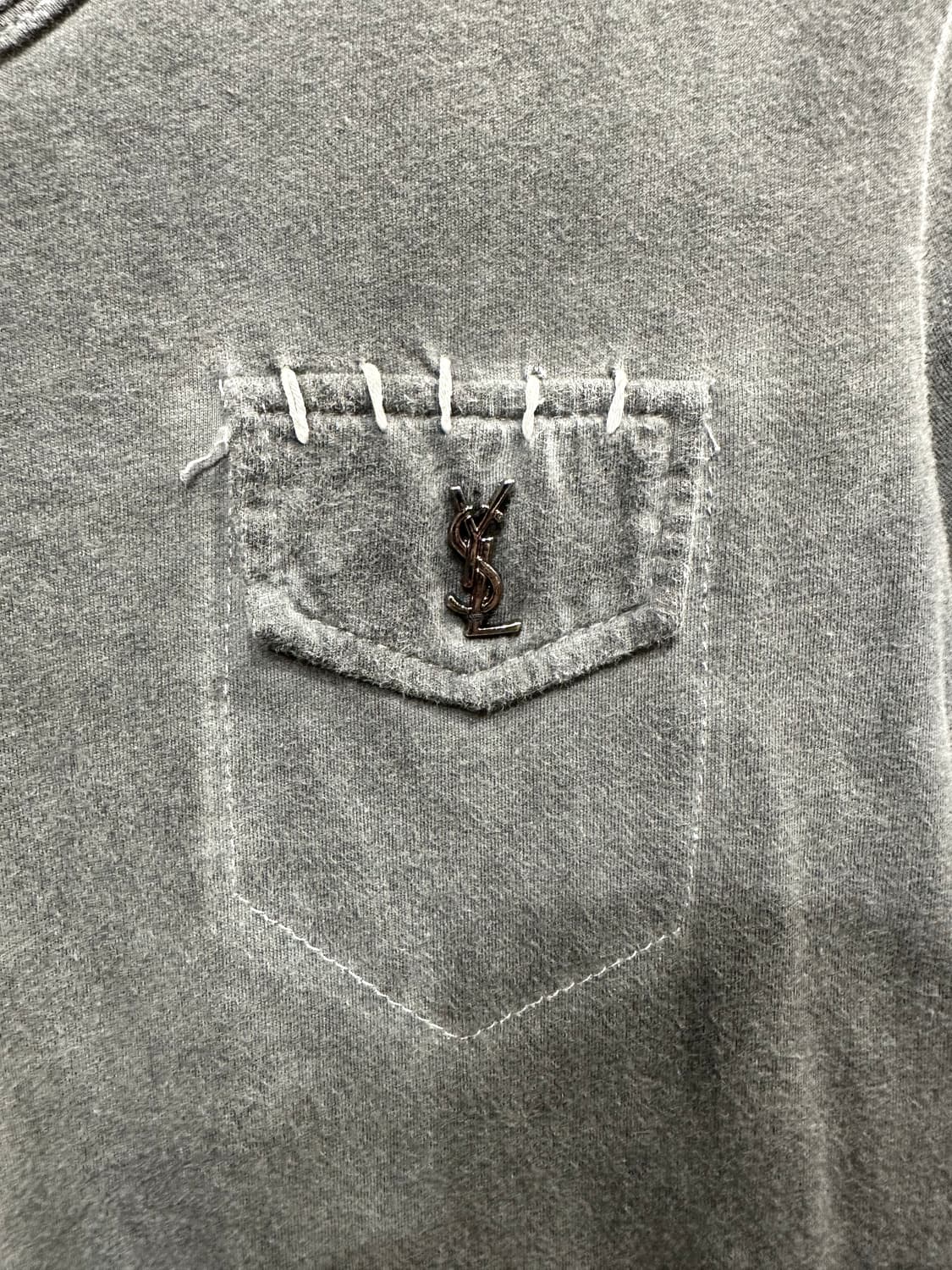 YSL 입생로랑 스터드 반팔 티셔츠 상품이미지4
