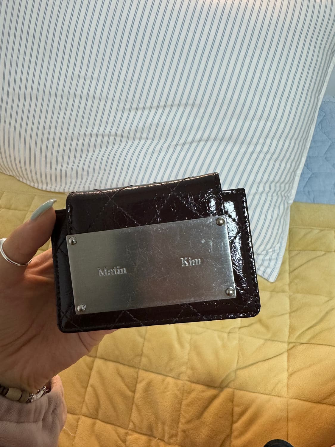 마땡킴 퀄팅 아코디언 지갑 다크 브라운 상품이미지3