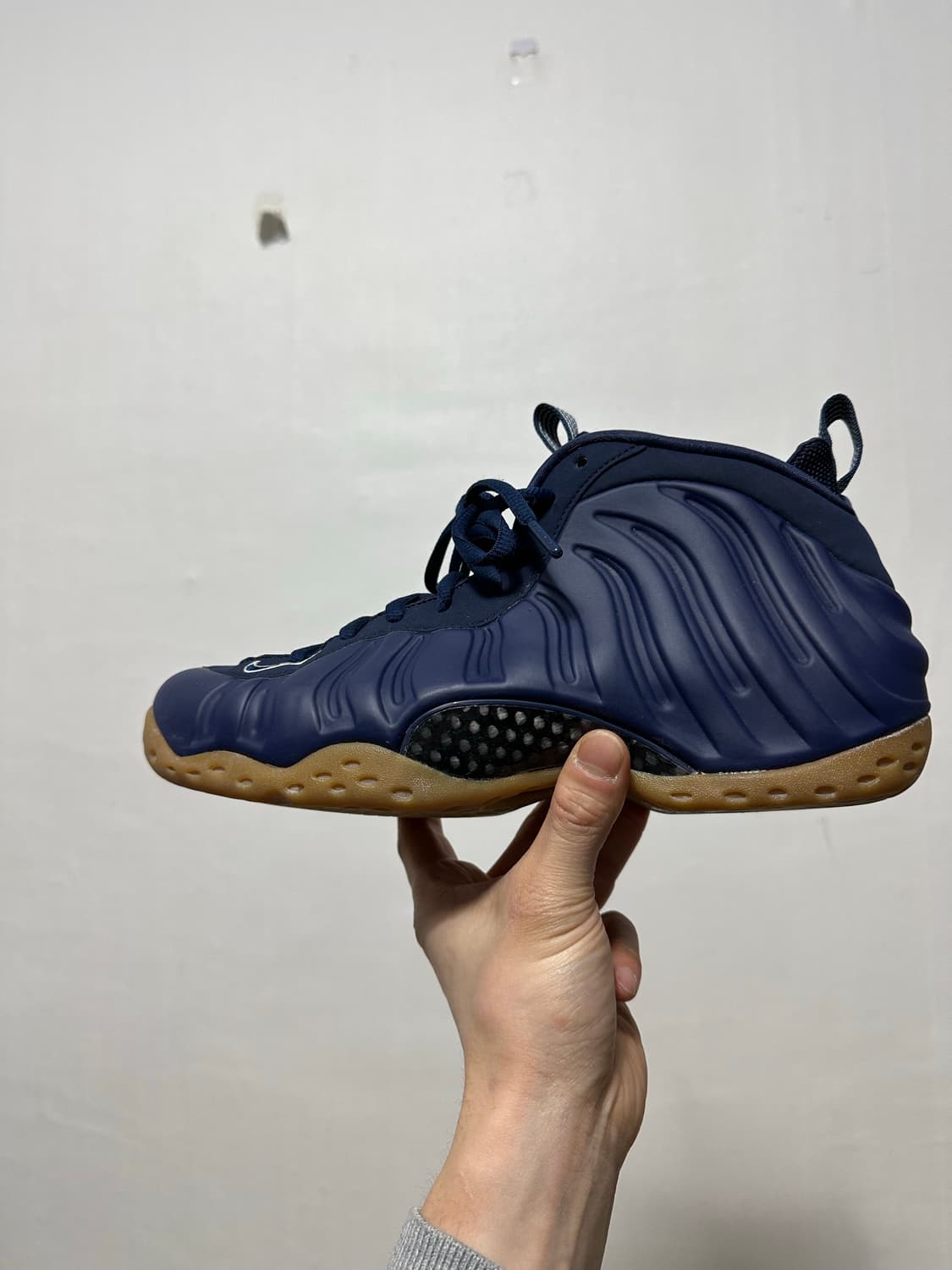 나이키 에어 폼포짓 원 미드나잇 네이비 상품이미지2