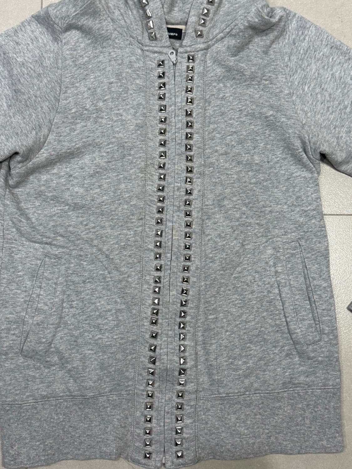 히스테릭 글래머 아카이브 스터드 폭탄 후드 집업 자켓 상품이미지2