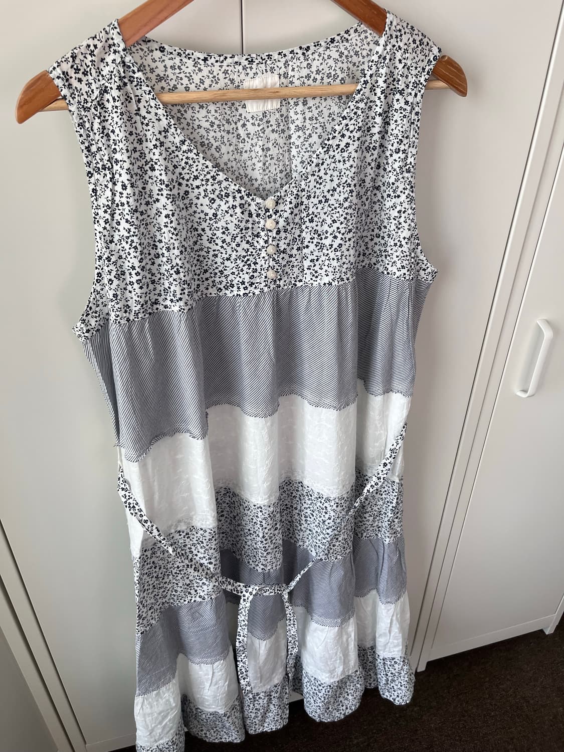 Claire 잔꽃 패치워크 스즈코 나시 롱 원피스 상품이미지9