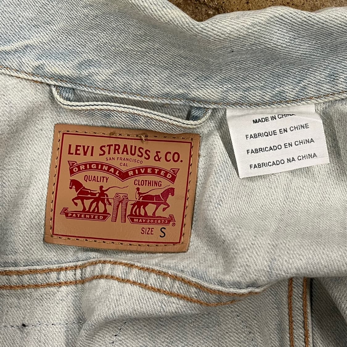 [정품/S] 리바이스 패치 데님 자켓 b17 상품이미지5