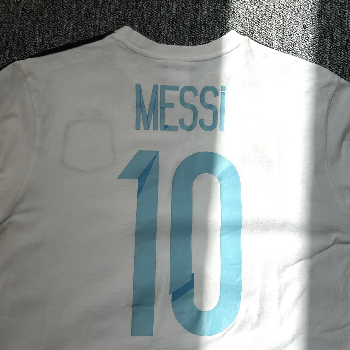 아디다스 아르헨티나 메시 마킹 반팔티셔츠 상품이미지4