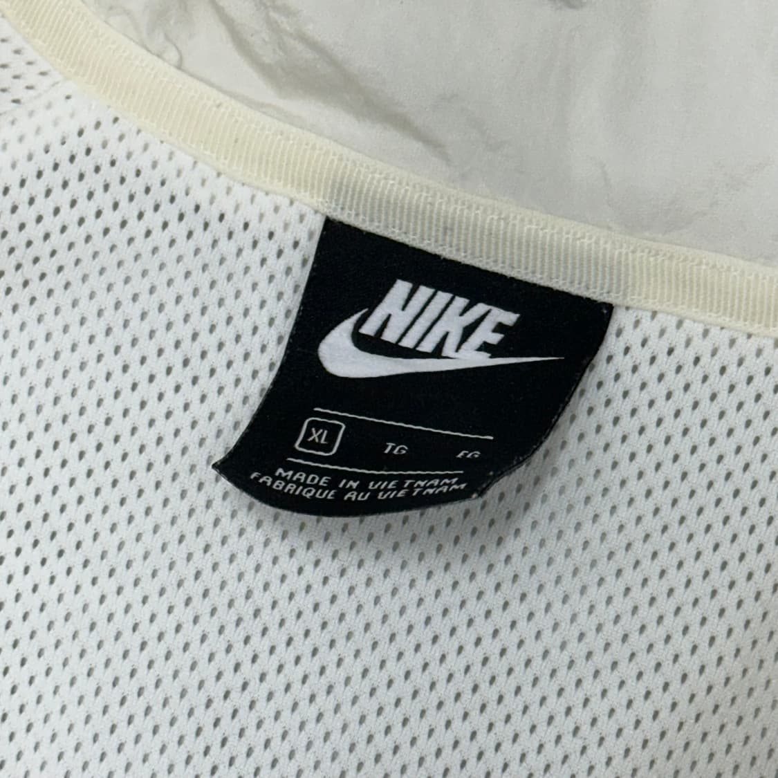 나이키 빅스우시 화이트 바람막이 XL 상품이미지7