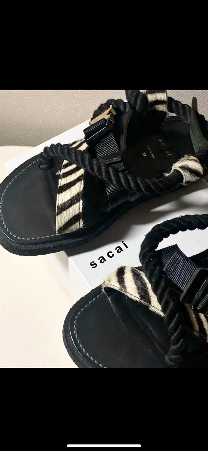 사카이 20SS 런웨이 피스 샌들 상품이미지10