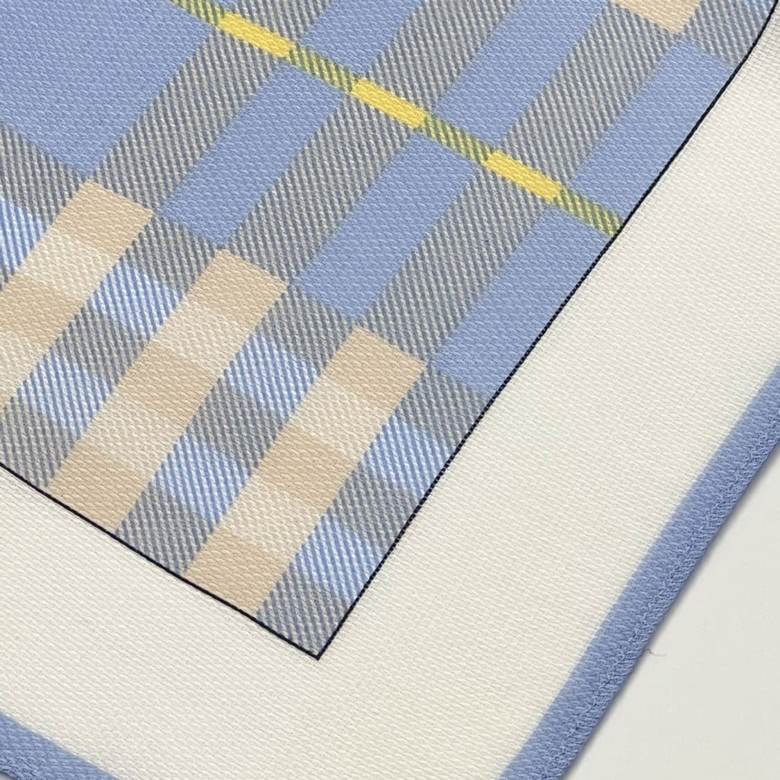 (새상품) burberry /버버리 쁘띠스카프 손수건 상품이미지4
