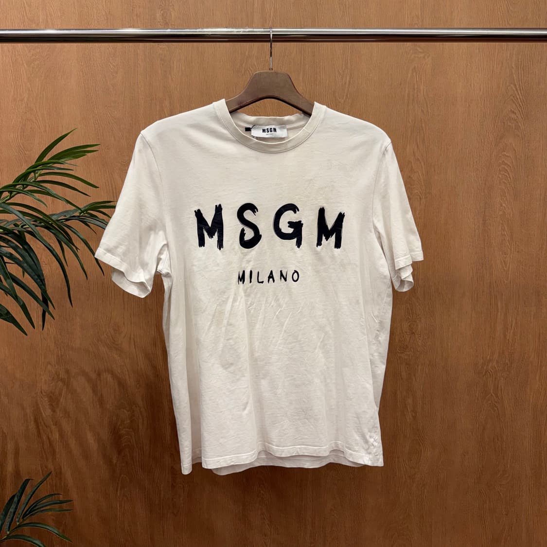 MSGM 밀라노 빅로고 프린트 반팔 티셔츠 크루넥 레귤러핏 화이트 상품이미지1
