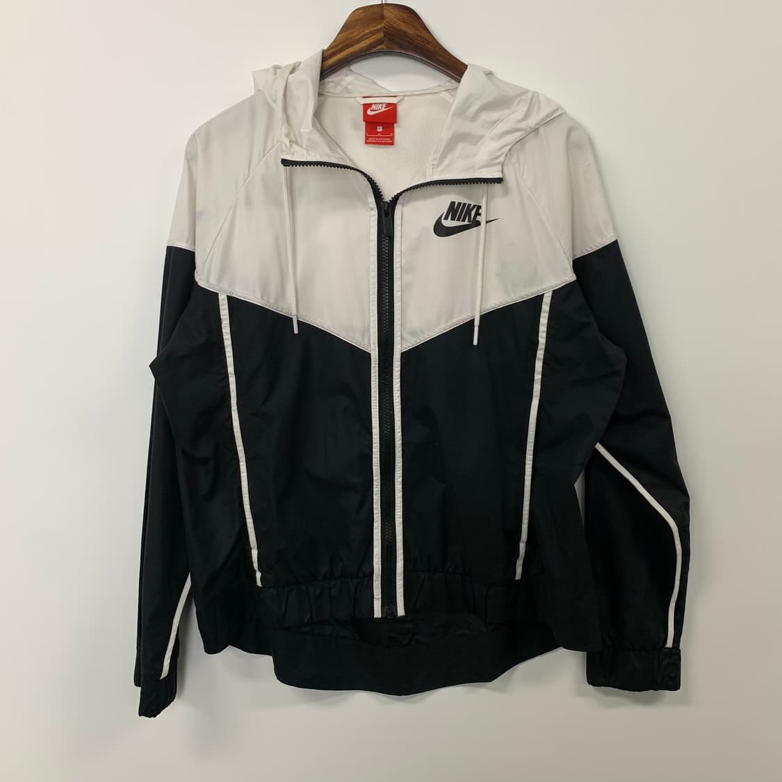 나이키 오래오 배색 윈드러너 바람막이 상품이미지2
