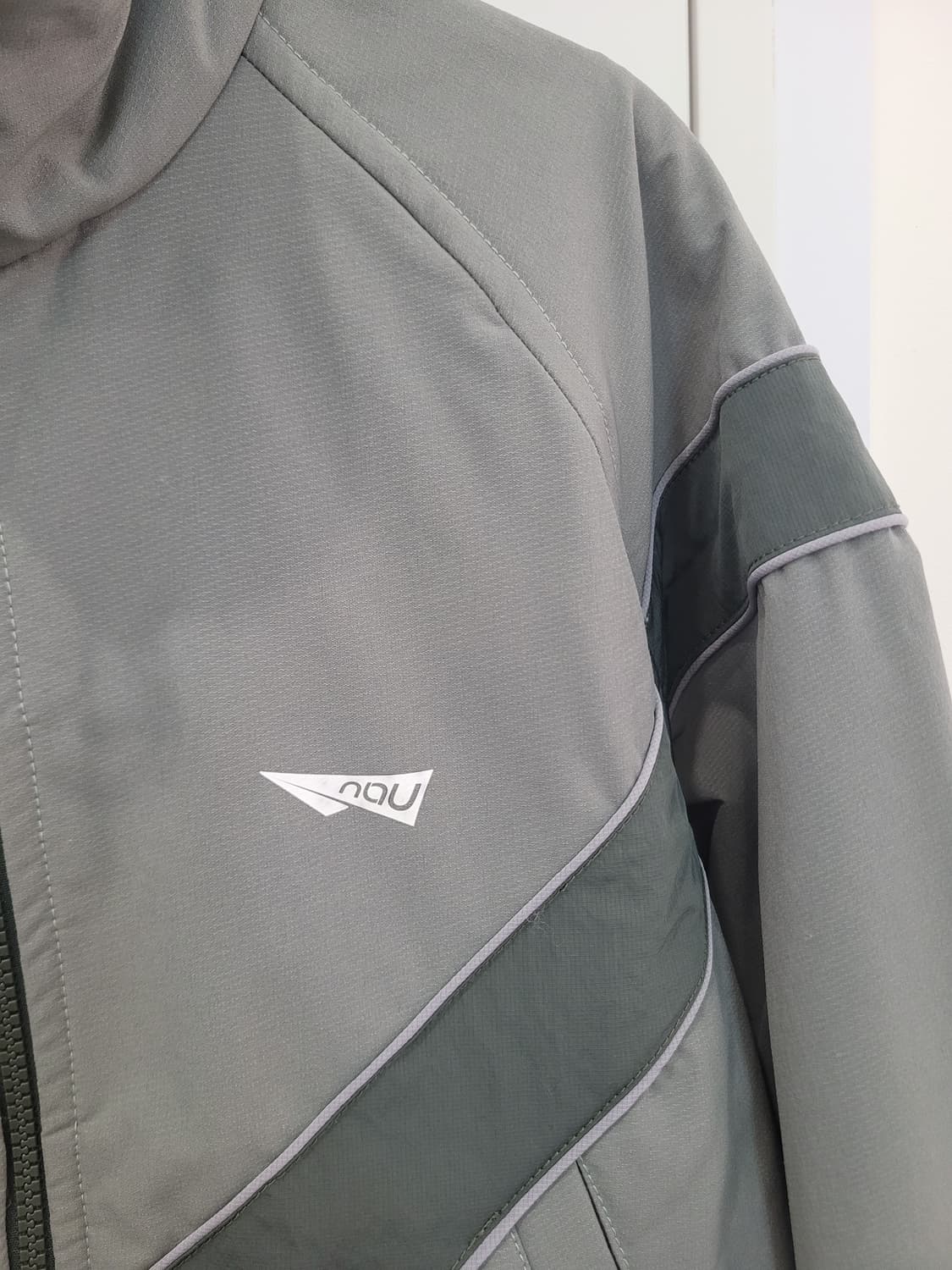 나우NAU 바람막이 후리스 점퍼 남녀공용 XS사이즈 상품이미지2