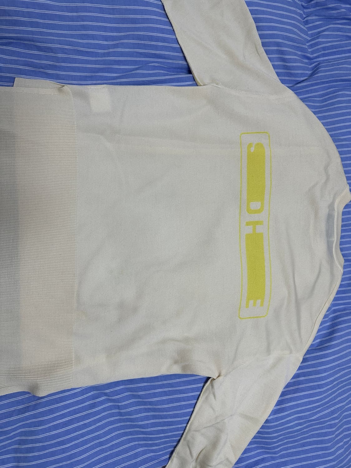 솔리드옴므 백로고 니트 아이보리 48 상품이미지1