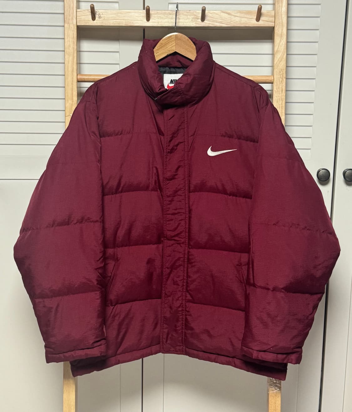 나이키 버건디 립스타 패딩 푸퍼 자켓  상품이미지1