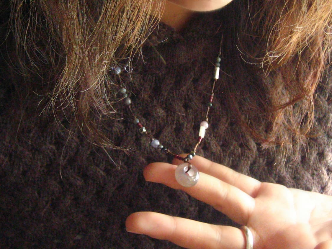 grey donut necklace 그레이 도넛 핸드메이드 목걸이 상품이미지2