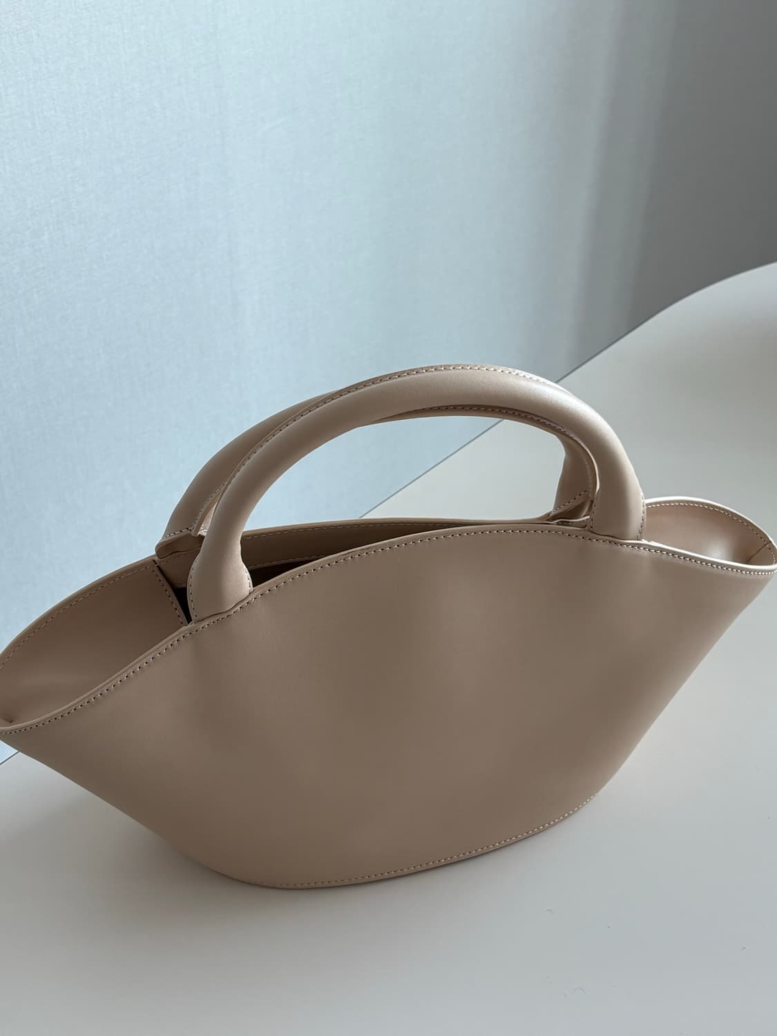 피피비 탑핸들 토트백 (Parabola Basket Bag) 상품이미지2