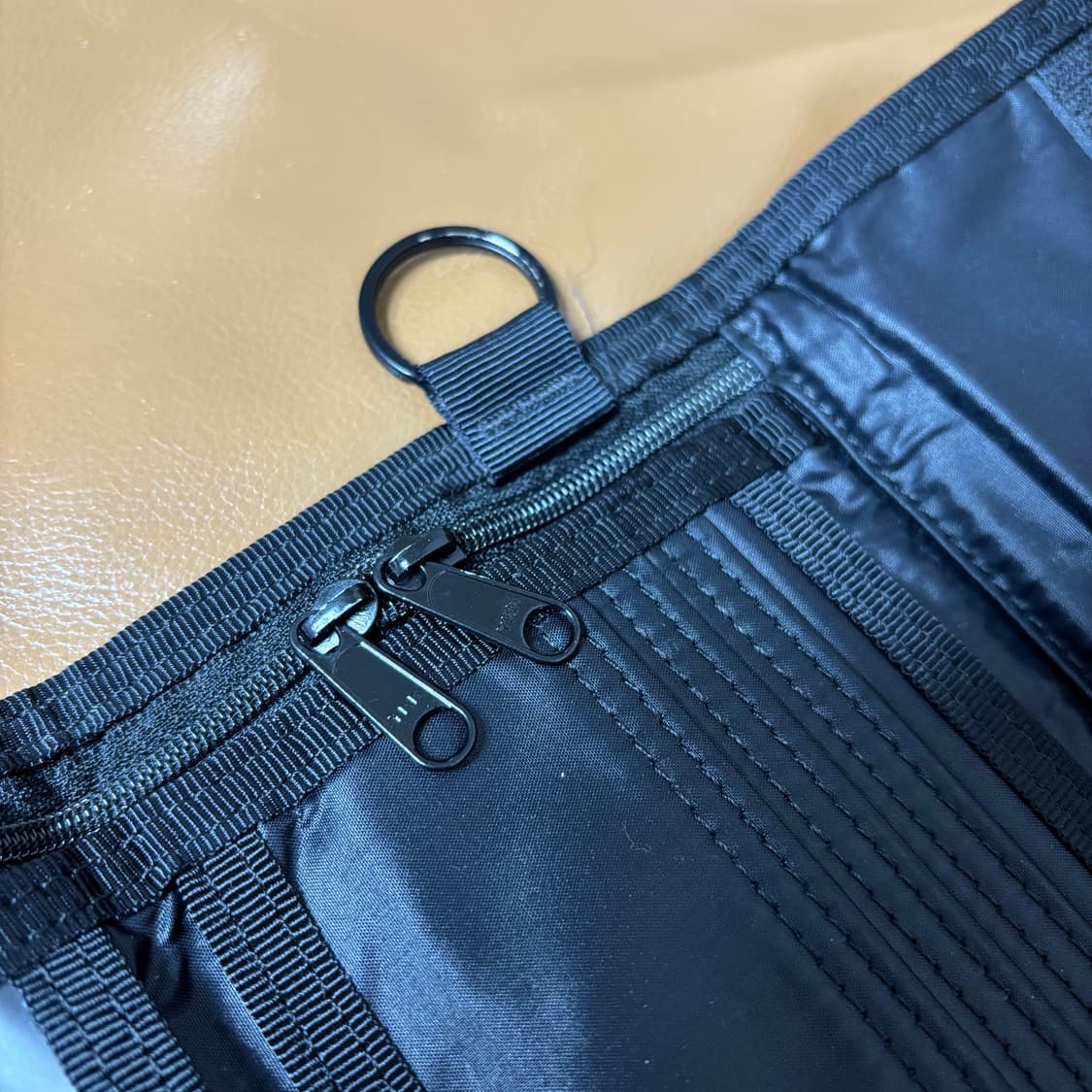 Poter 포터 캡슐 폴딩 월렛 지갑 블랙 (스트랩 포함) 상품이미지5