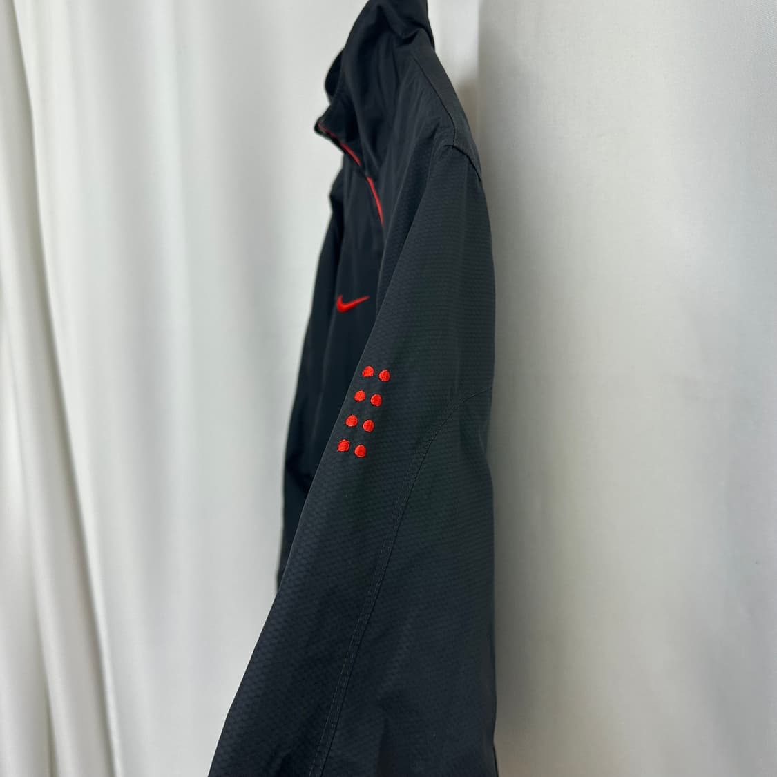 나이키 남자 집업자켓 T90 검정 100 L 상품이미지4