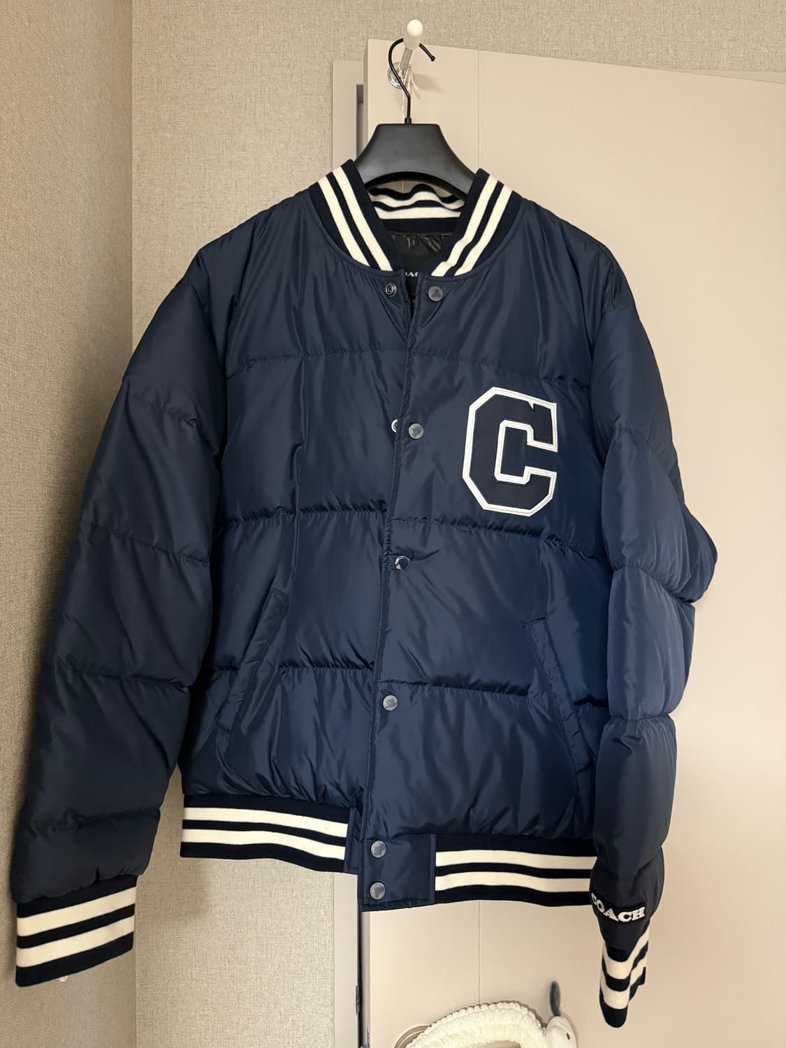 coach 코치 바시티 자켓 다운 상품이미지1
