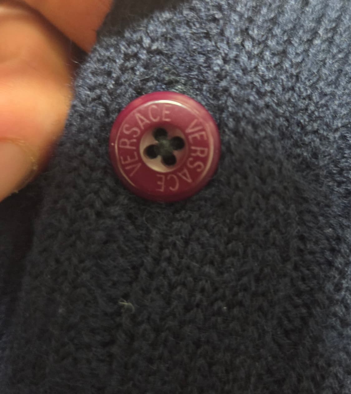 베르사체 클래식 V2 케이블 폴로 니트 상품이미지6