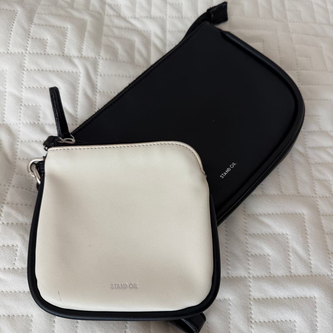 스탠드오일 샌드클러치 블랙앤크림 상품이미지3