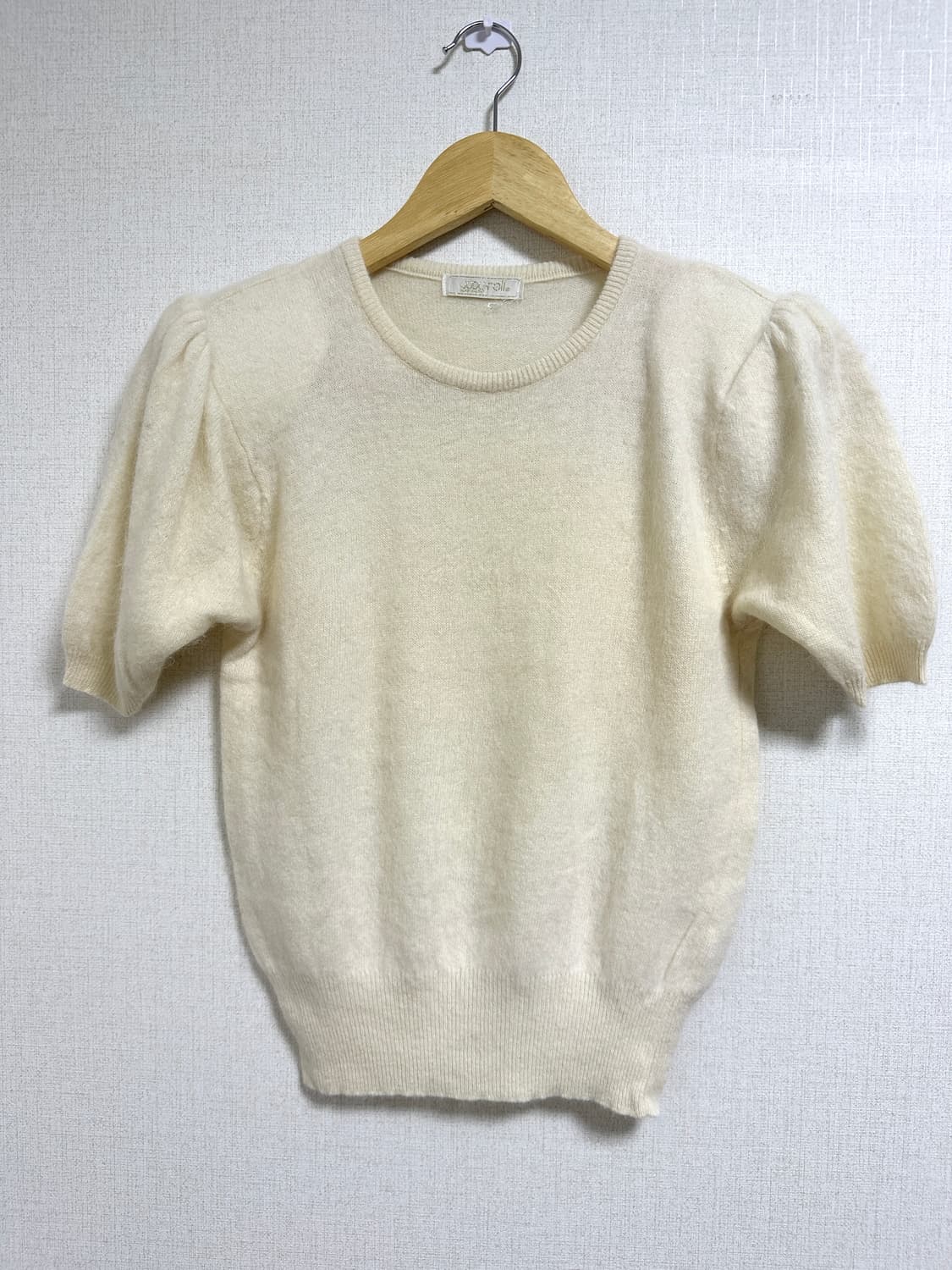 퍼프소매 반팔 니트(울90) 상품이미지1