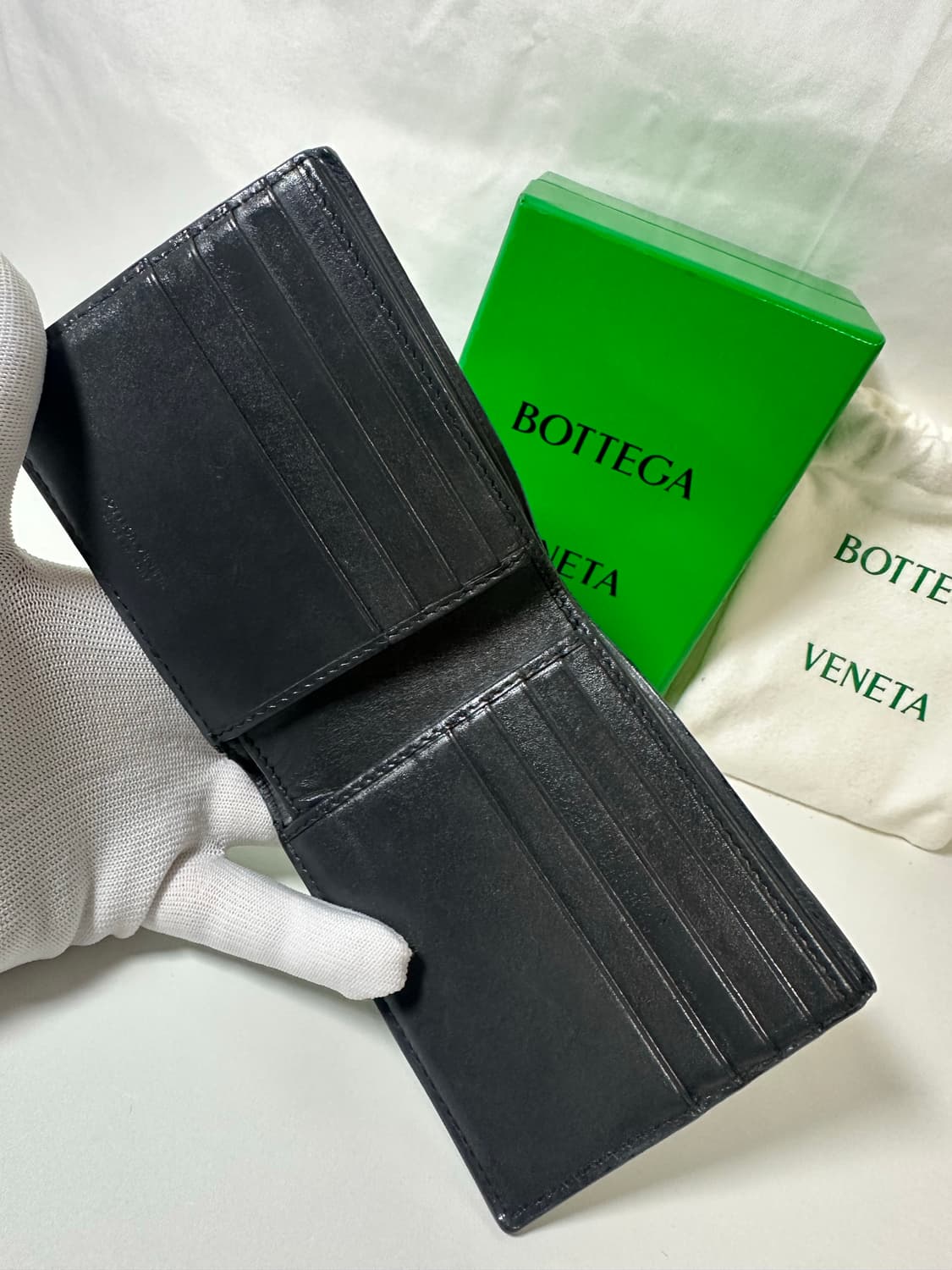 보테가베네타 인트레아치토 반지갑 다크그레이 (OS) 상품이미지8