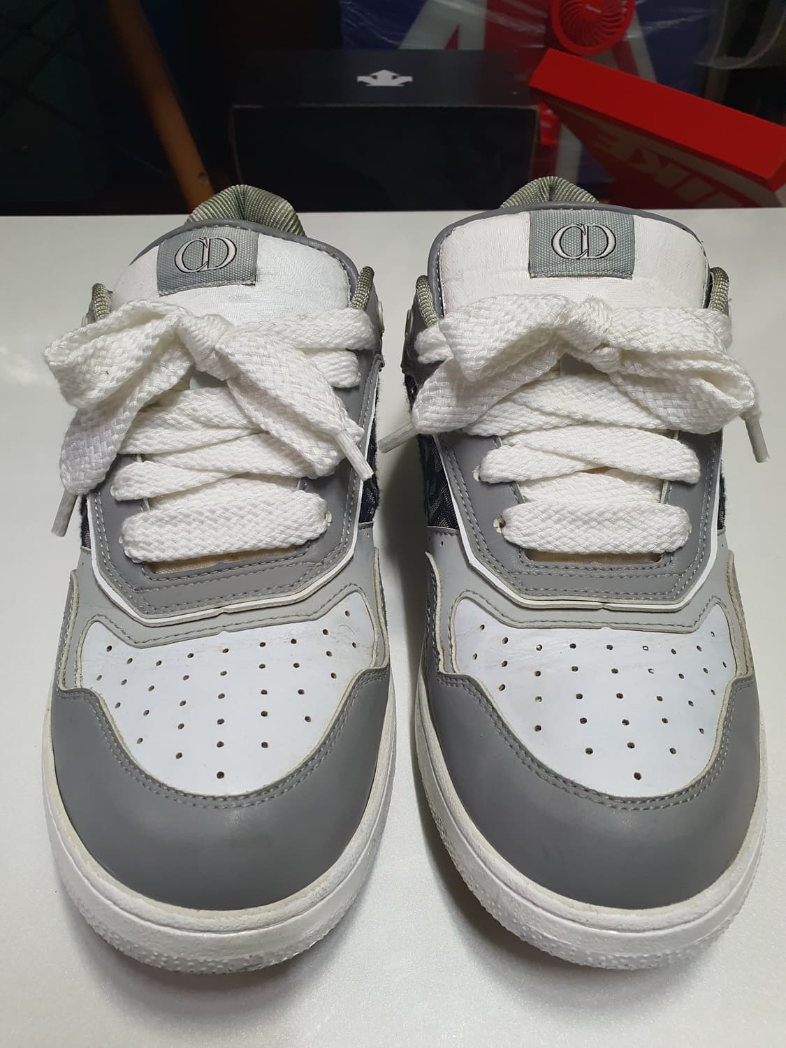 디올 커스텀 스니커즈 270 상품이미지1