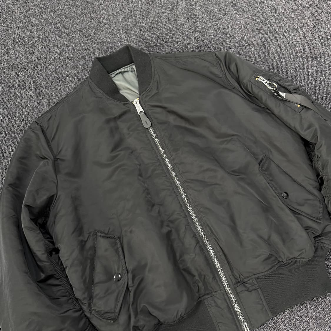 알파인더스트리 ma-1 리버시블 항공자켓 상품이미지2