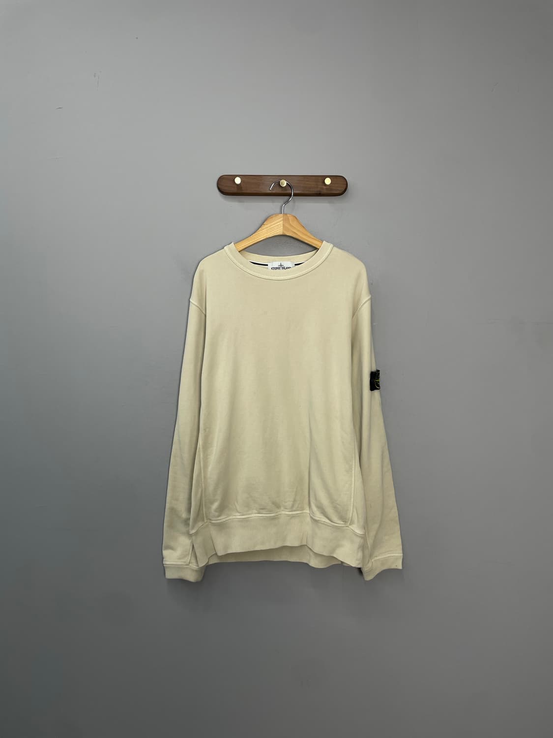 스톤아일랜드 와팬 패치 아이보리 맨투맨 H1737 상품이미지2