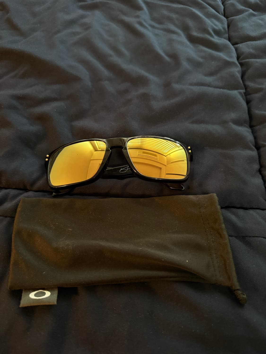 오클리 홀브룩 블랙 골드 상품이미지1