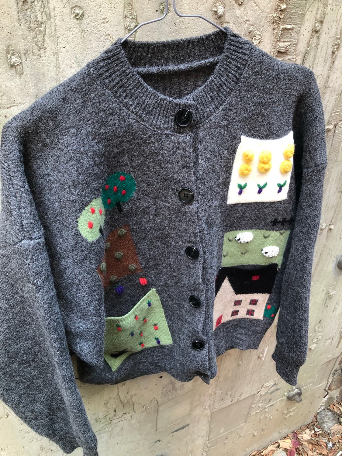 village cardigan 상품이미지7