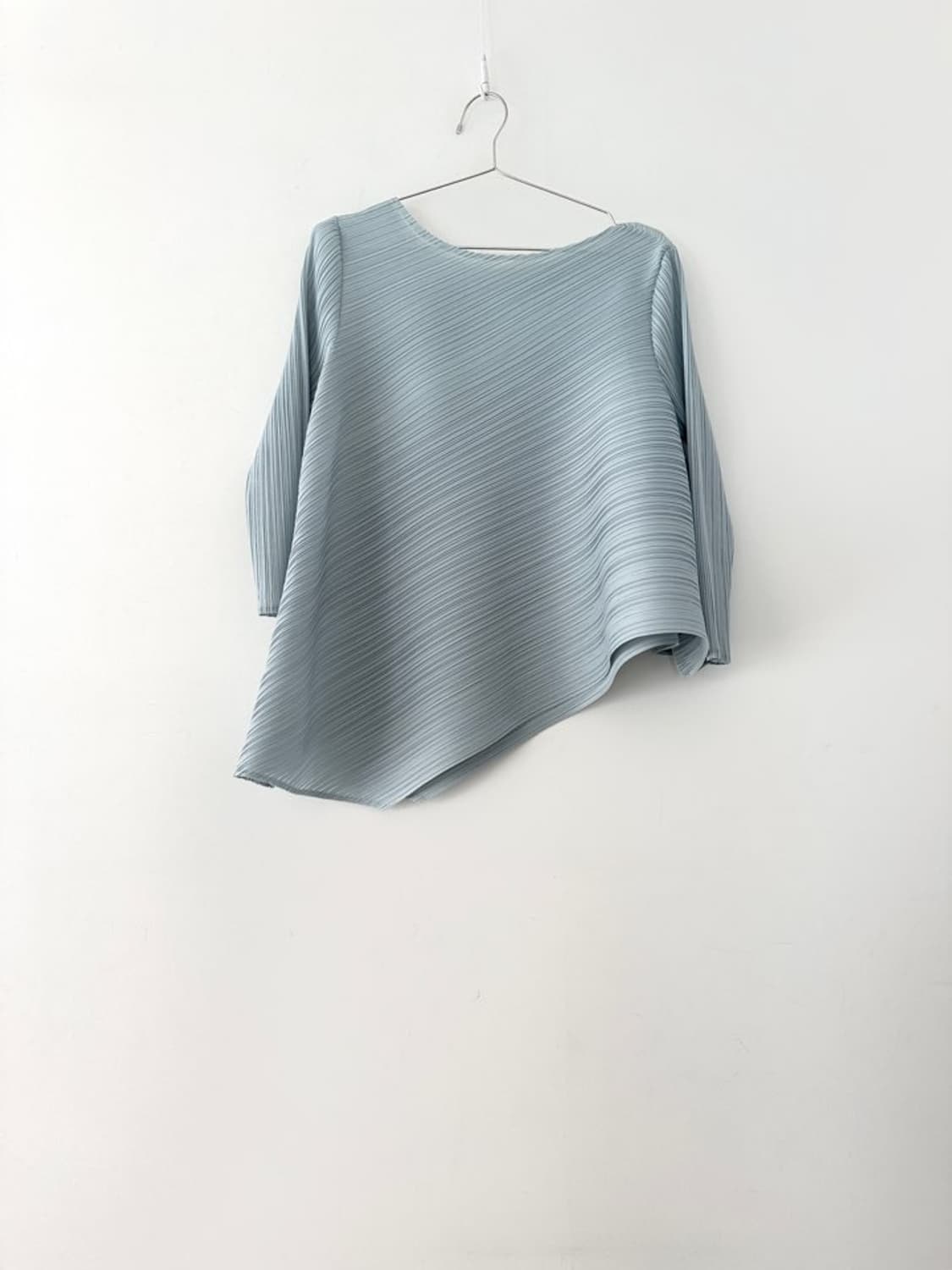 ontour fly pleats top / sky blue 상품이미지1